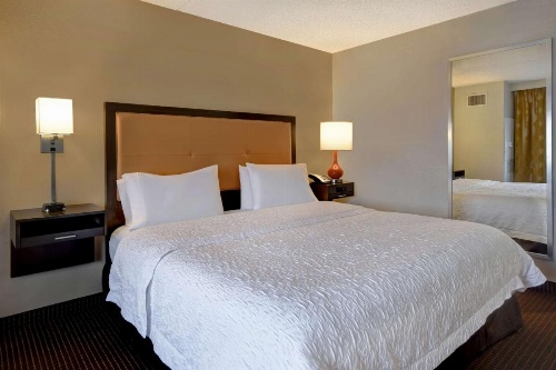 Hampton Inn By Hilton NY-JFK image 13