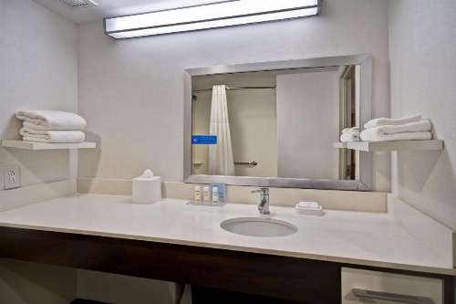 Hampton Inn By Hilton NY-JFK image 15